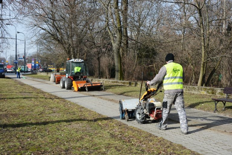  Zaczęło się sprzątanie po zimie